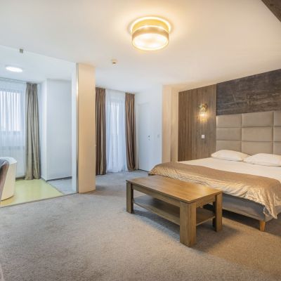 203. Cameră dublă sau twin Deluxe cu cadă spa